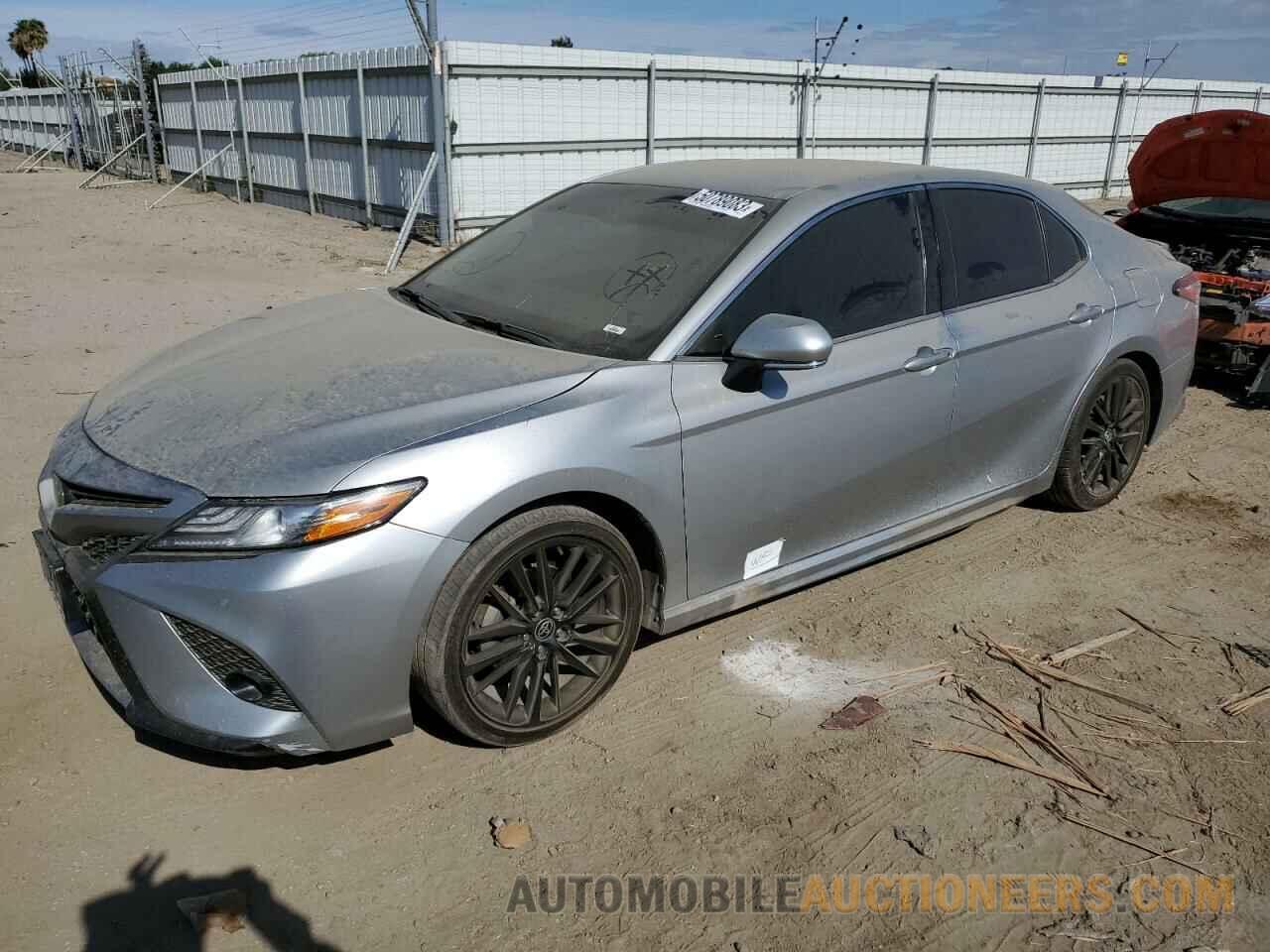 4T1B61HK9JU124079 TOYOTA CAMRY 2018