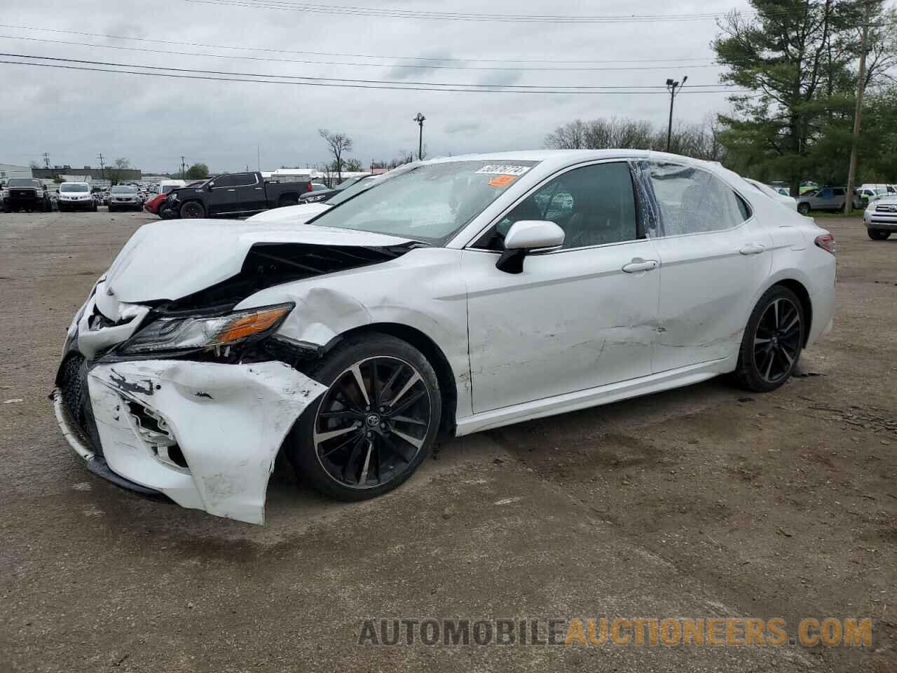 4T1B61HK9JU139472 TOYOTA CAMRY 2018