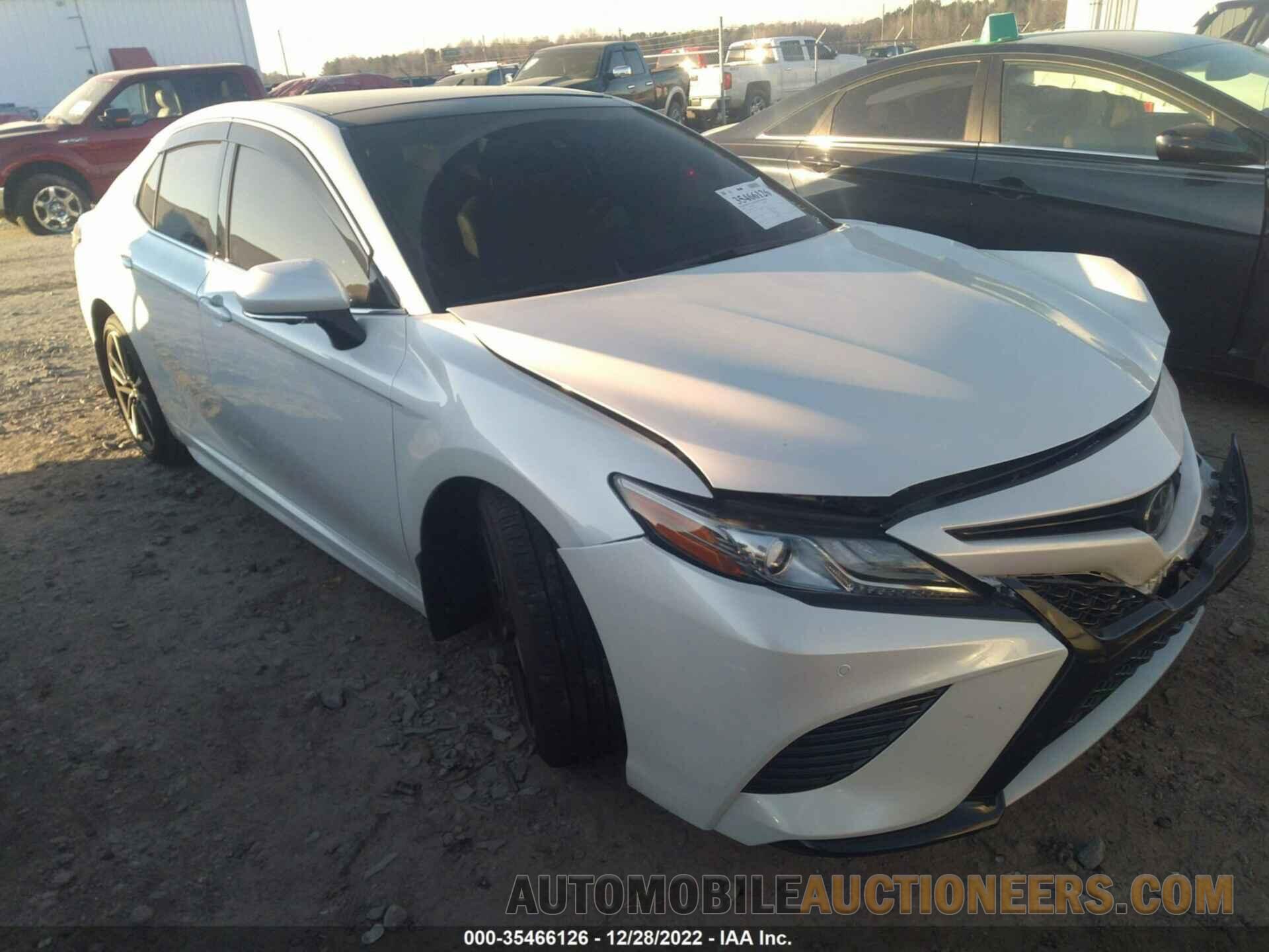 4T1B61HK9JU143523 TOYOTA CAMRY 2018