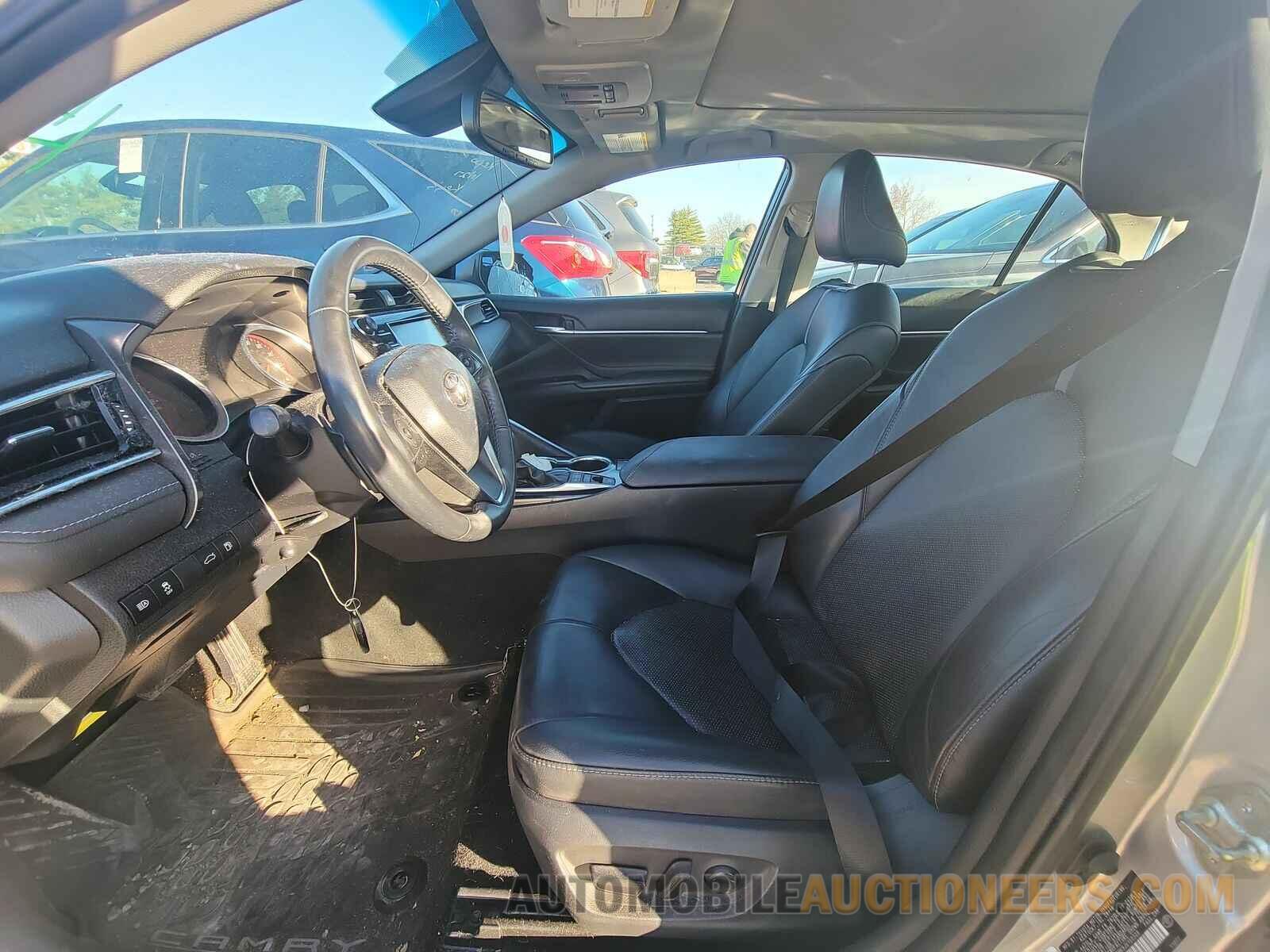 4T1B61HK9JU150309 Toyota Camry 2018