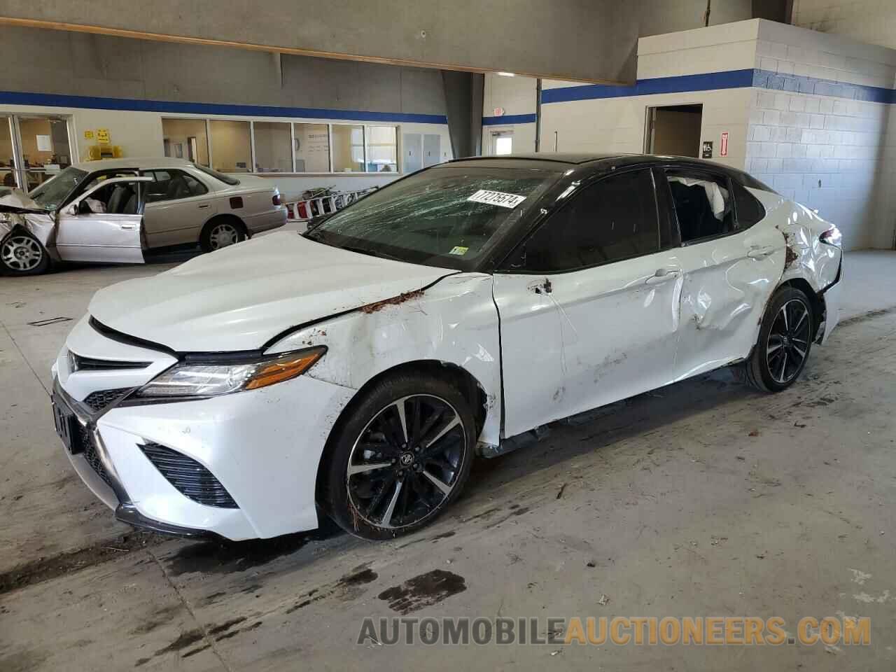 4T1B61HK9JU153467 TOYOTA CAMRY 2018