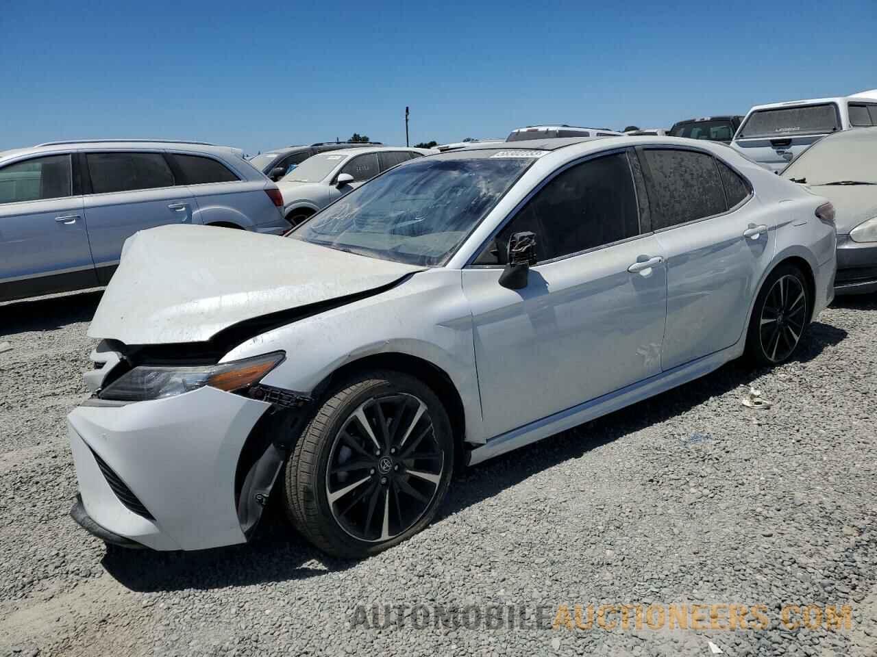 4T1B61HK9JU159480 TOYOTA CAMRY 2018