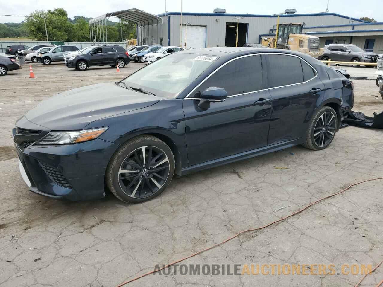 4T1B61HK9JU541864 TOYOTA CAMRY 2018