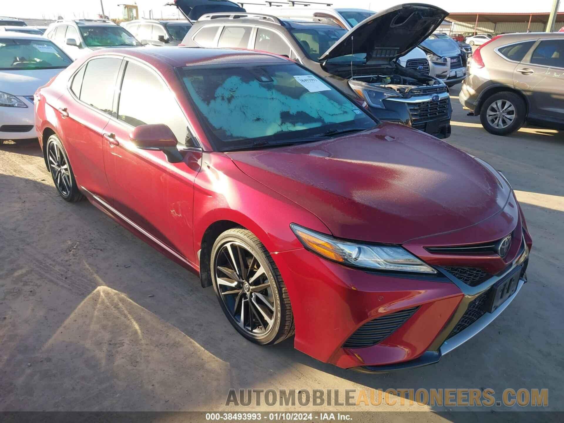 4T1B61HK9JU561368 TOYOTA CAMRY 2018