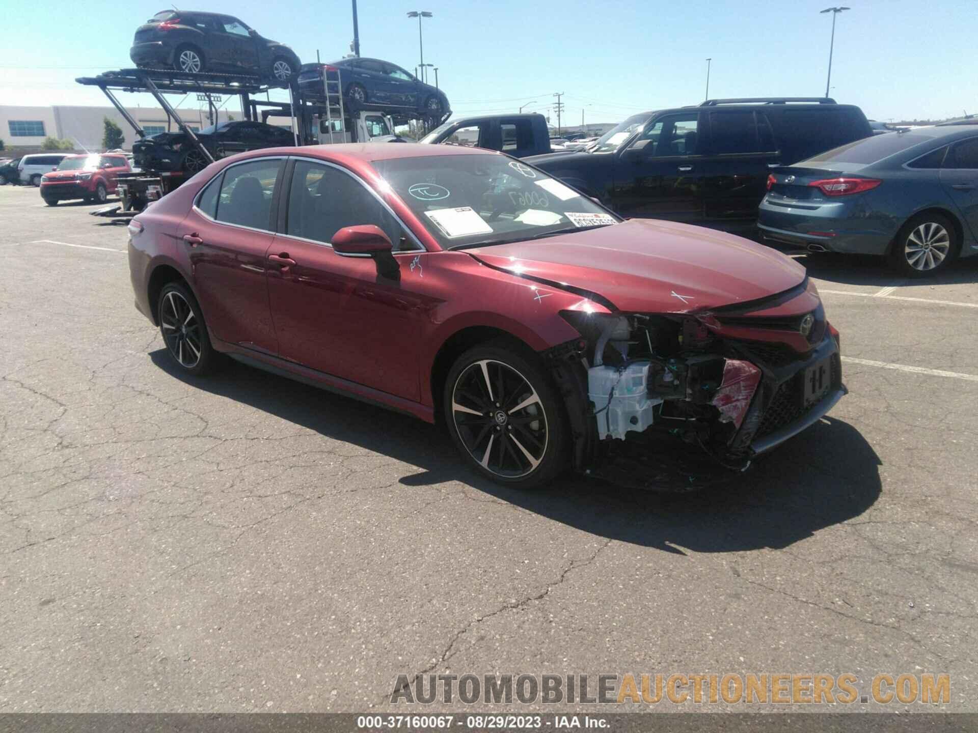 4T1B61HK9JU565436 TOYOTA CAMRY 2018