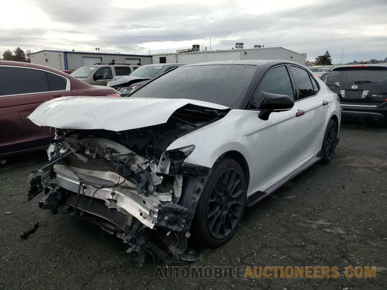 4T1B61HKXJU022595 TOYOTA CAMRY 2018