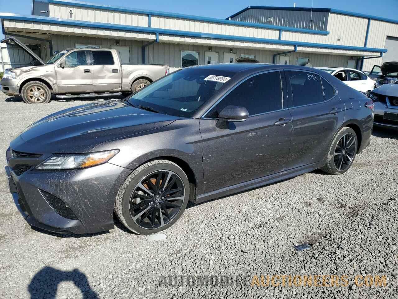 4T1B61HKXJU045648 TOYOTA CAMRY 2018