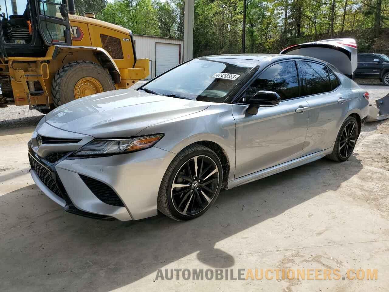 4T1B61HKXJU067696 TOYOTA CAMRY 2018