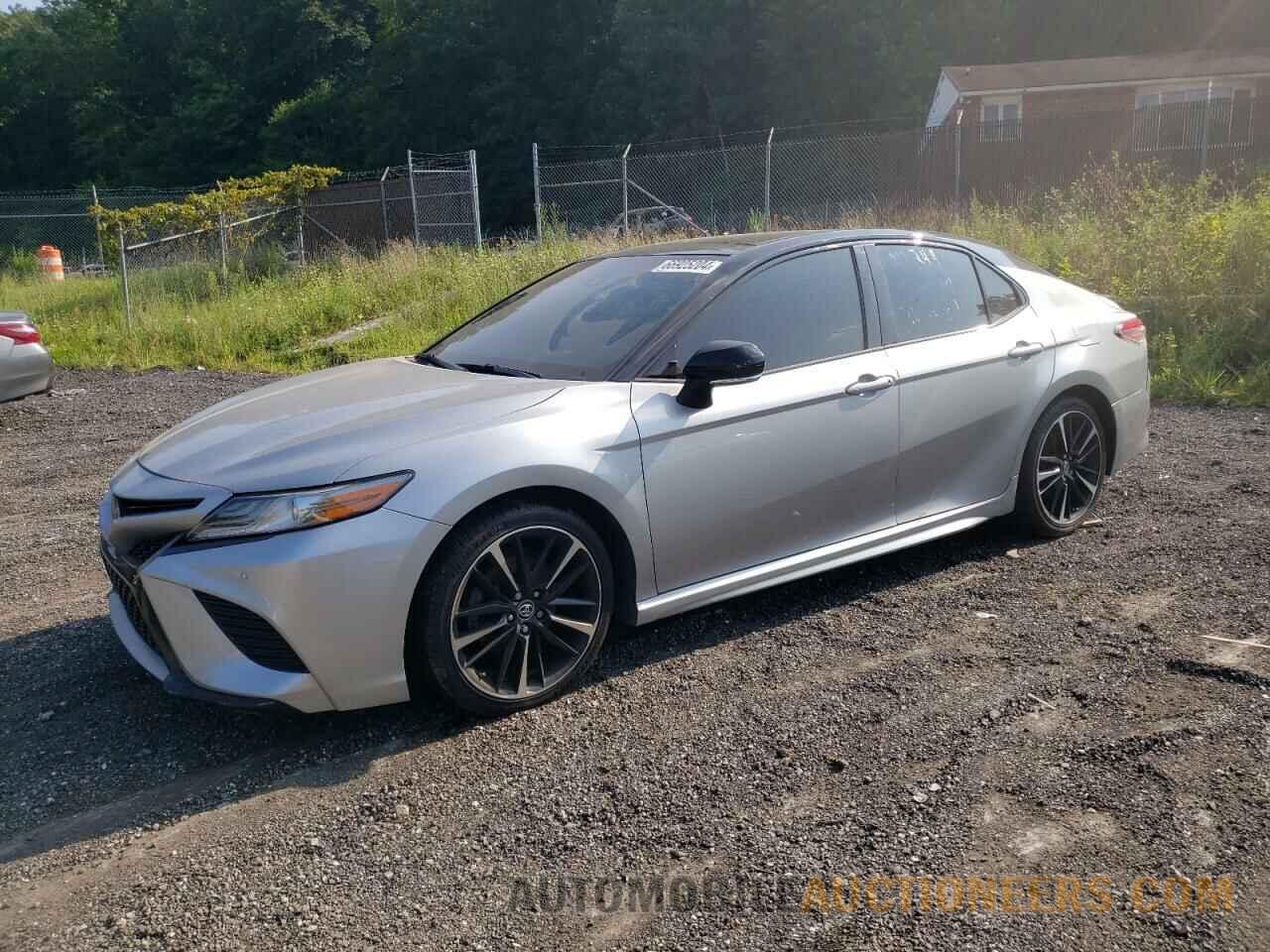 4T1B61HKXJU086040 TOYOTA CAMRY 2018