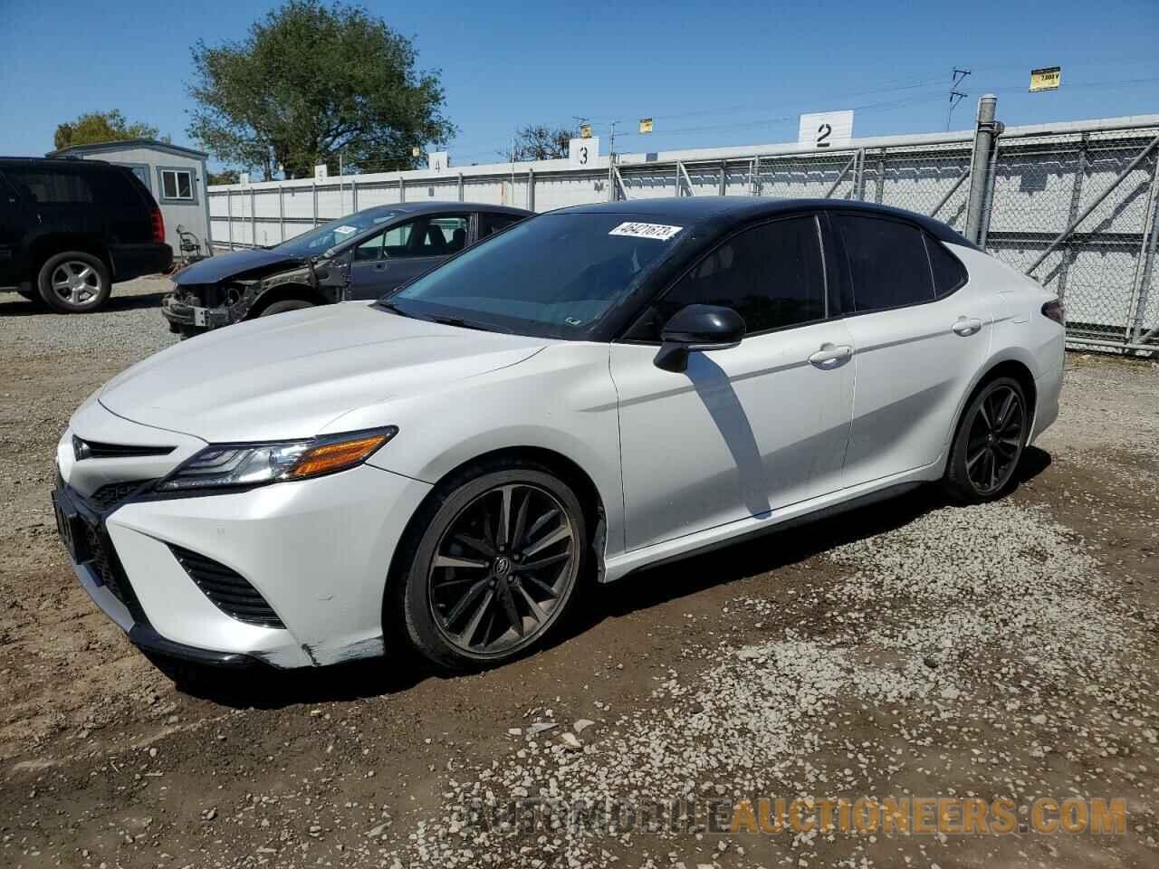 4T1B61HKXJU110868 TOYOTA CAMRY 2018