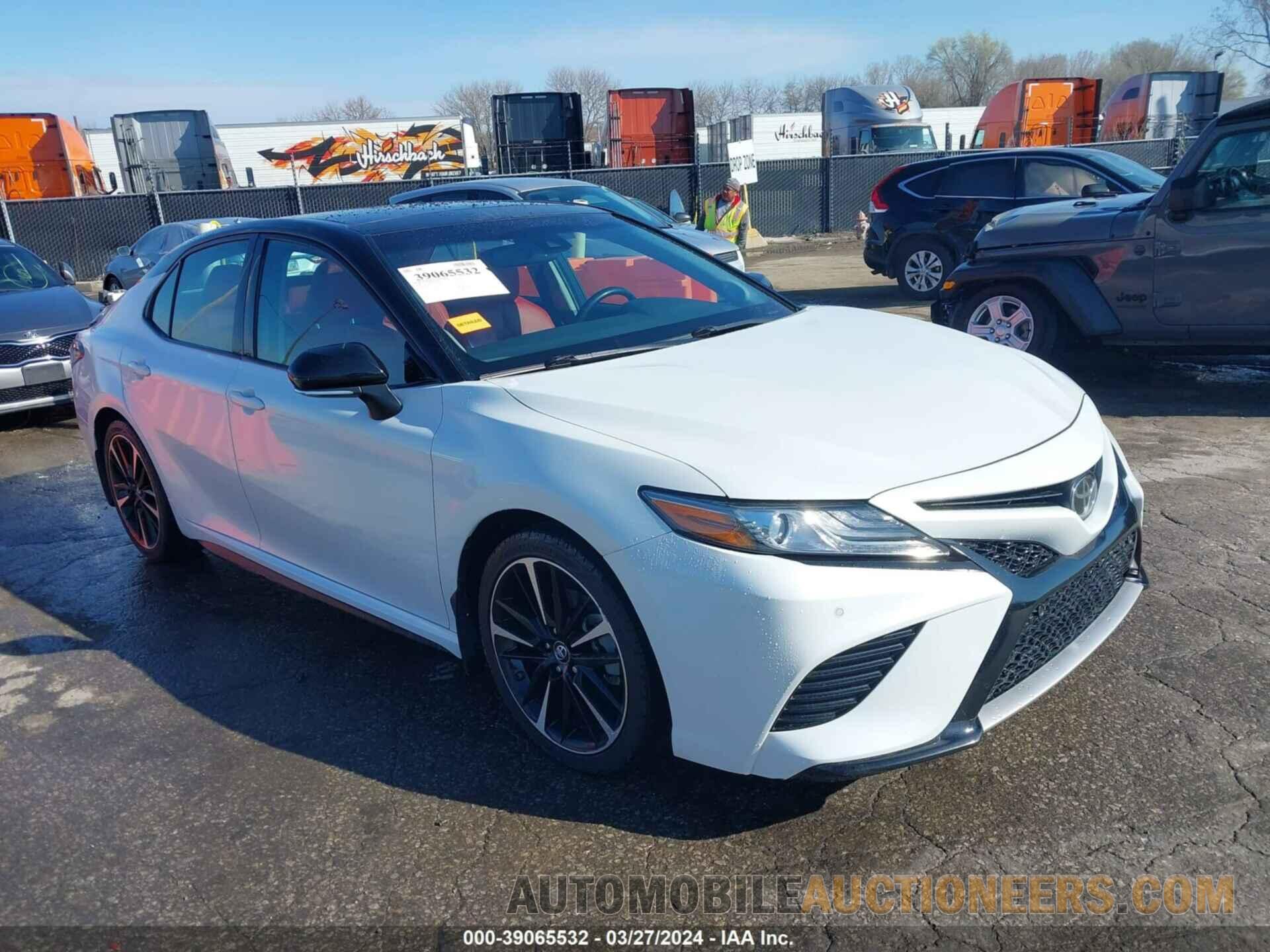 4T1B61HKXJU158418 TOYOTA CAMRY 2018