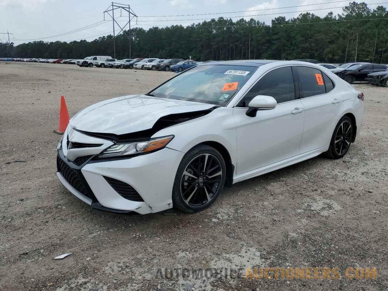 4T1B61HKXJU641648 TOYOTA CAMRY 2018