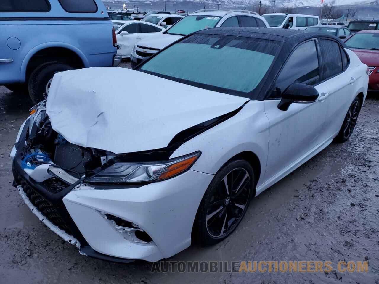 4T1B61HKXKU186785 TOYOTA CAMRY 2019