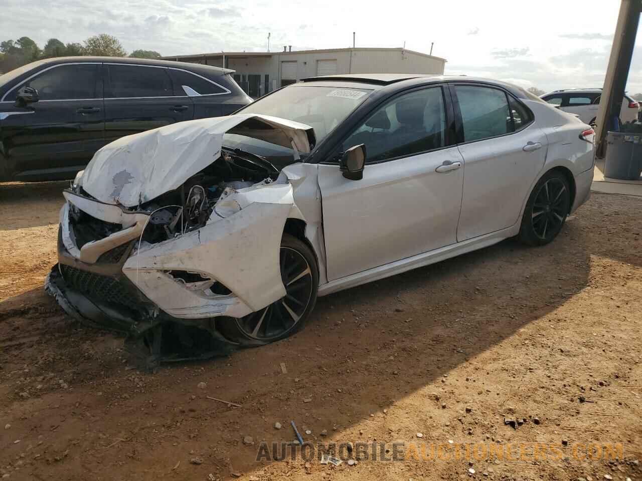 4T1B61HKXKU252042 TOYOTA CAMRY 2019