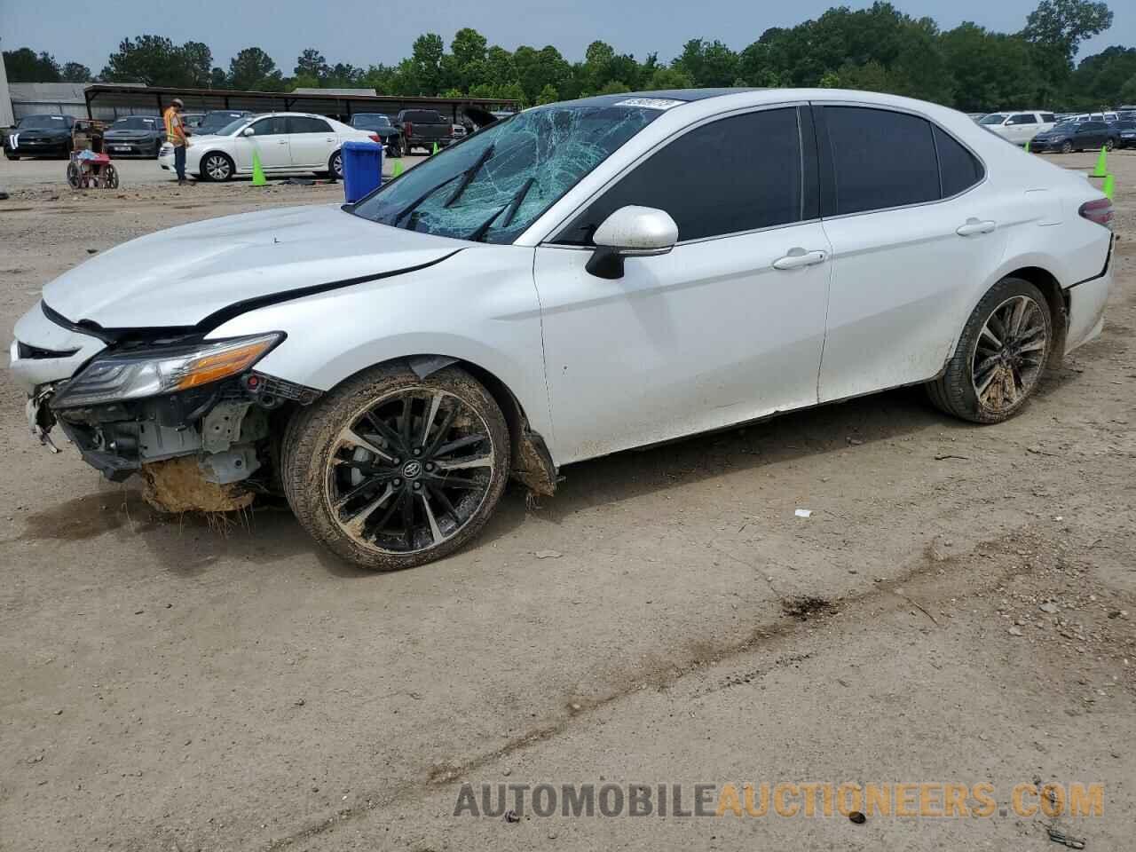 4T1B61HKXKU745901 TOYOTA CAMRY 2019