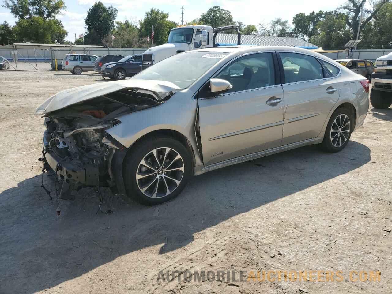 4T1BD1EB0JU062470 TOYOTA AVALON 2018