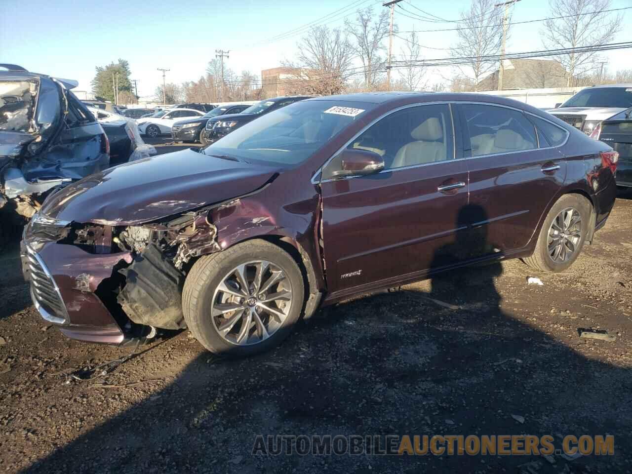 4T1BD1EB0JU063862 TOYOTA AVALON 2018