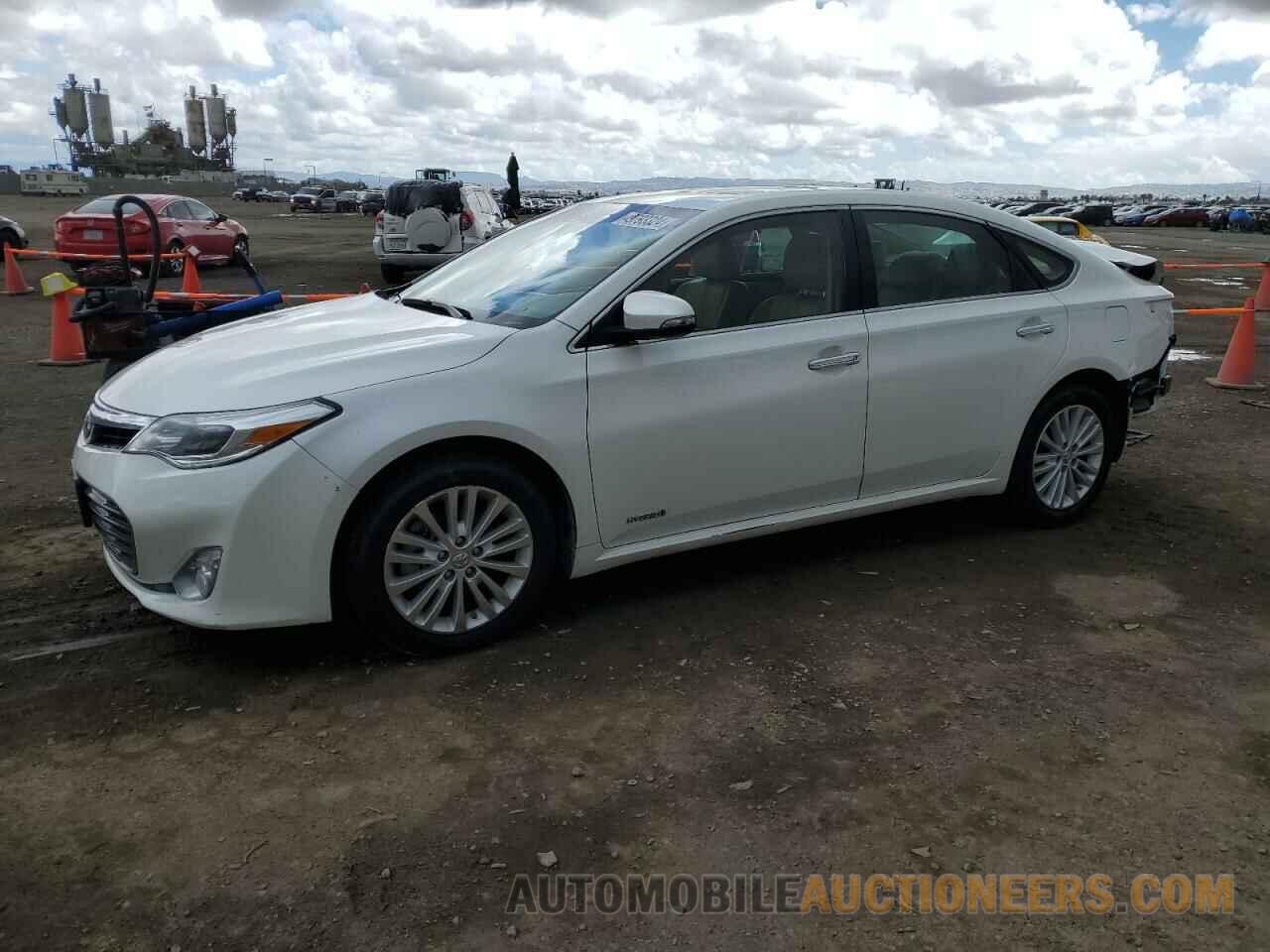 4T1BD1EB1FU036533 TOYOTA AVALON 2015