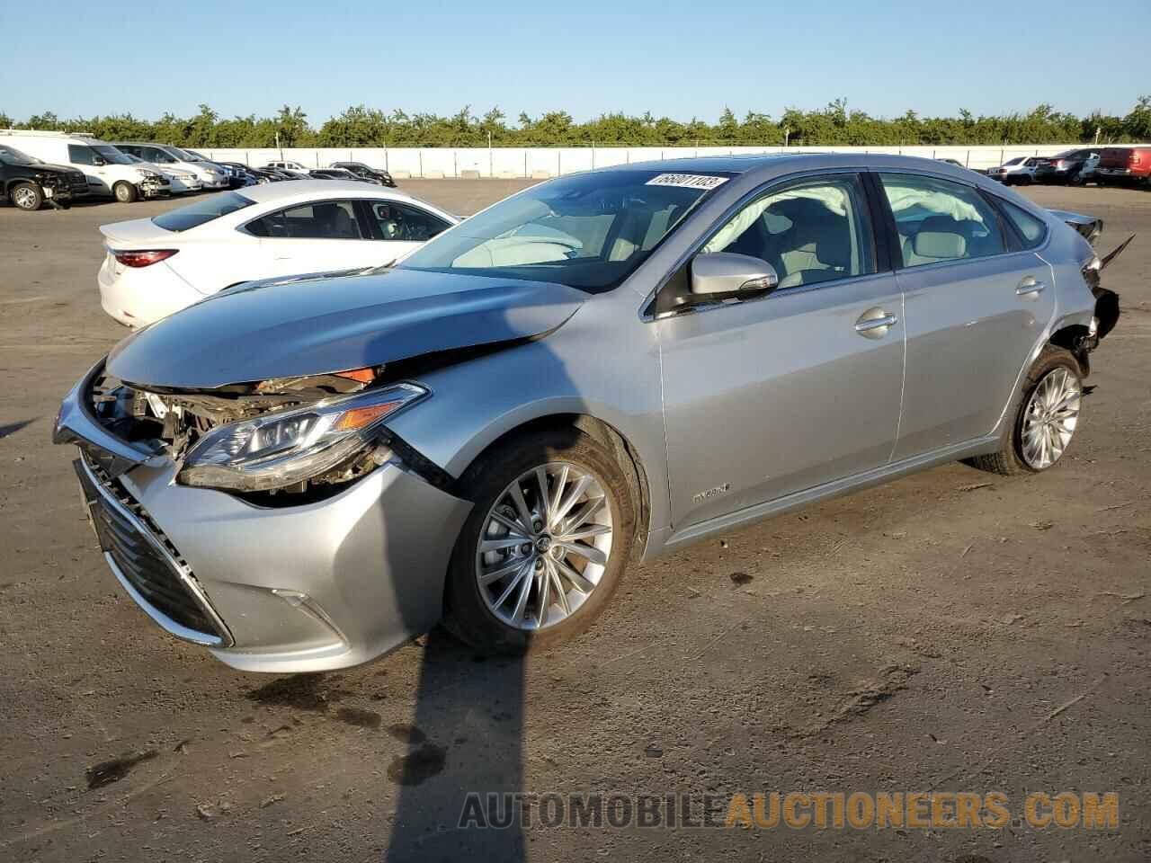 4T1BD1EB5JU064926 TOYOTA AVALON 2018