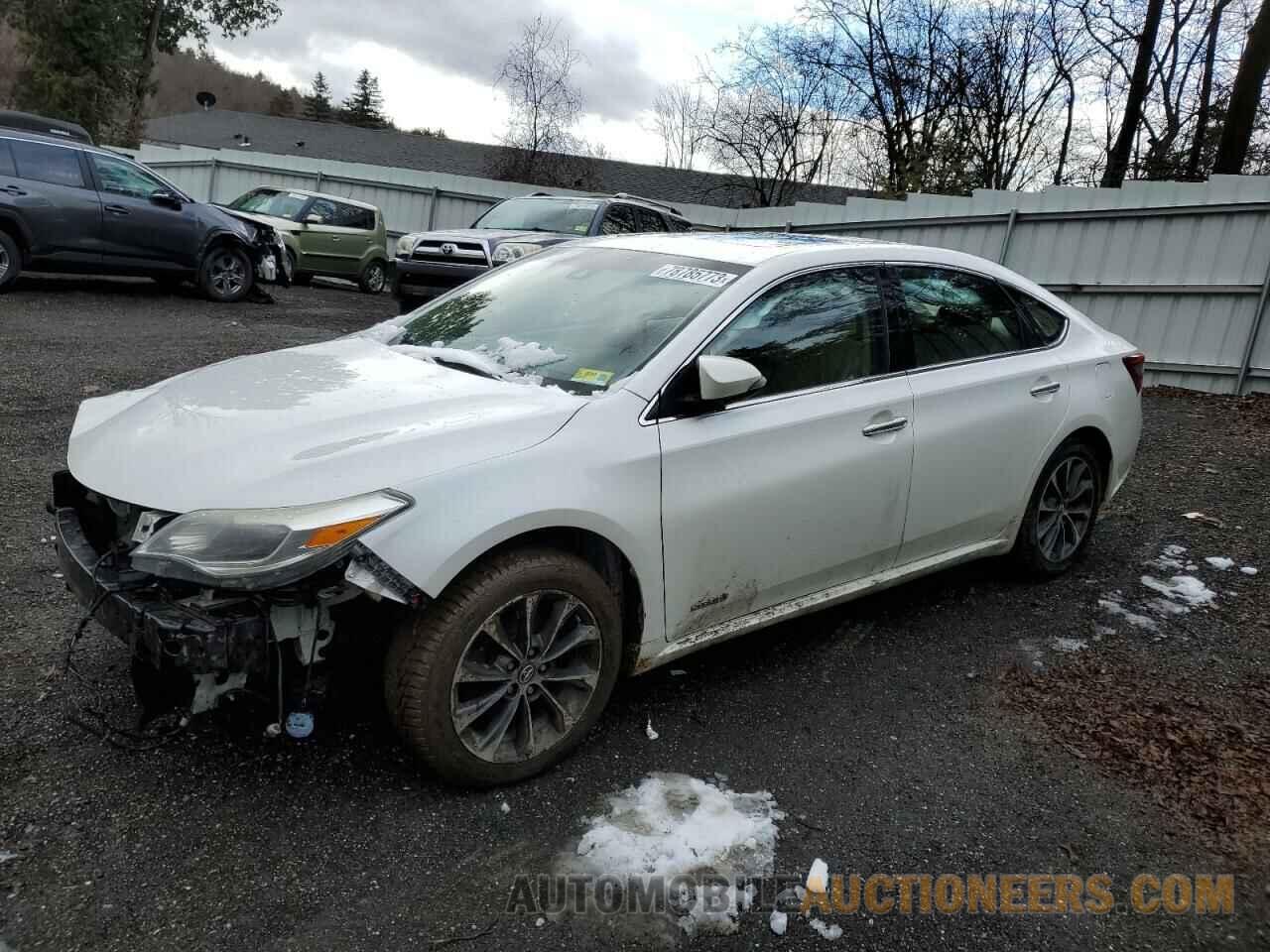 4T1BD1EB8JU063978 TOYOTA AVALON 2018