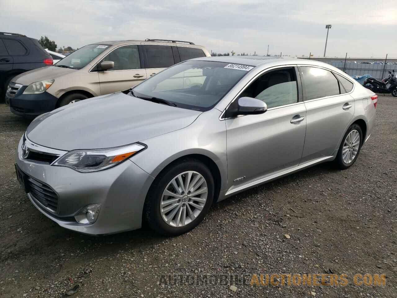 4T1BD1EB9FU038028 TOYOTA AVALON 2015