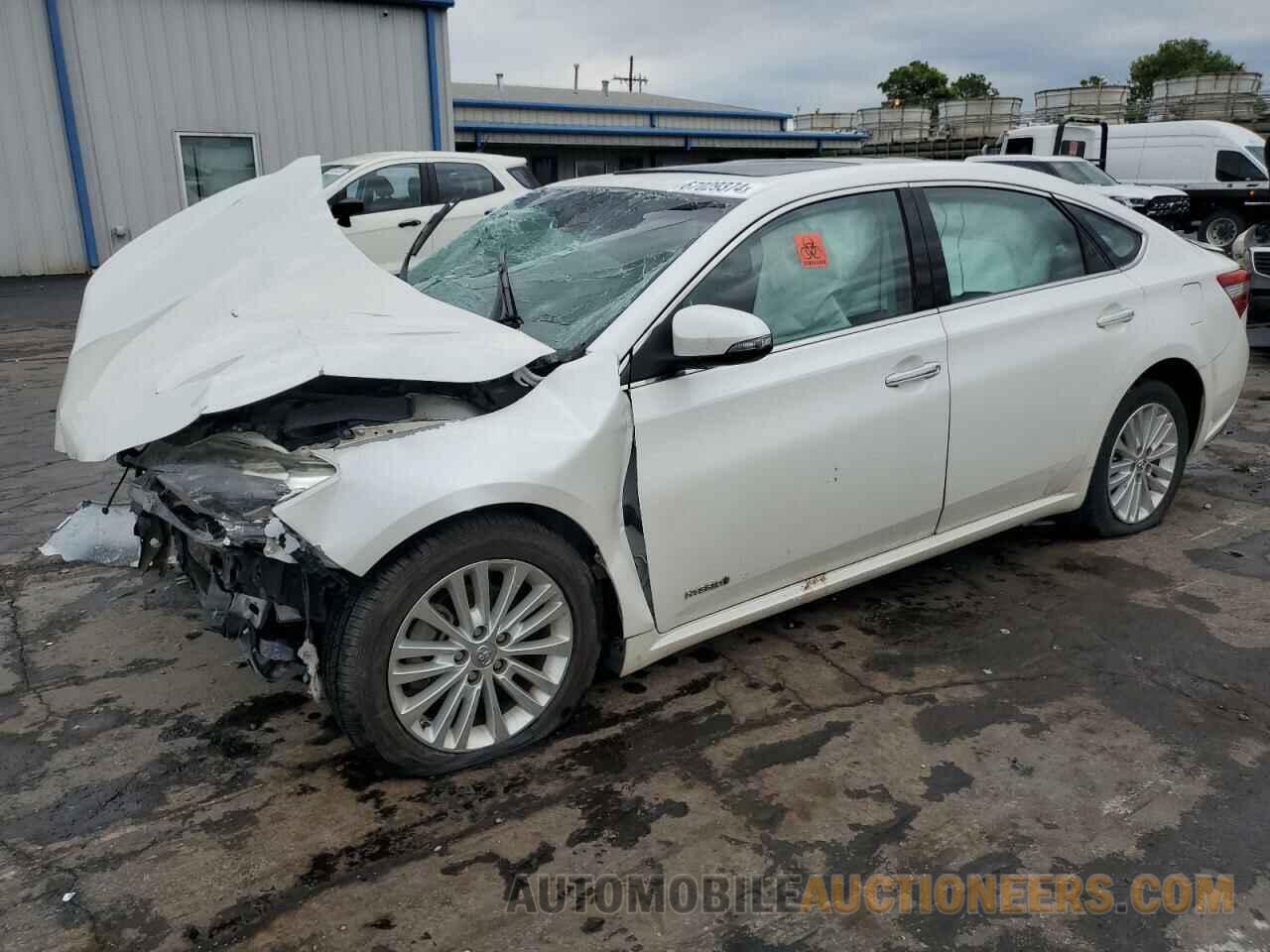 4T1BD1EBXFU043061 TOYOTA AVALON 2015