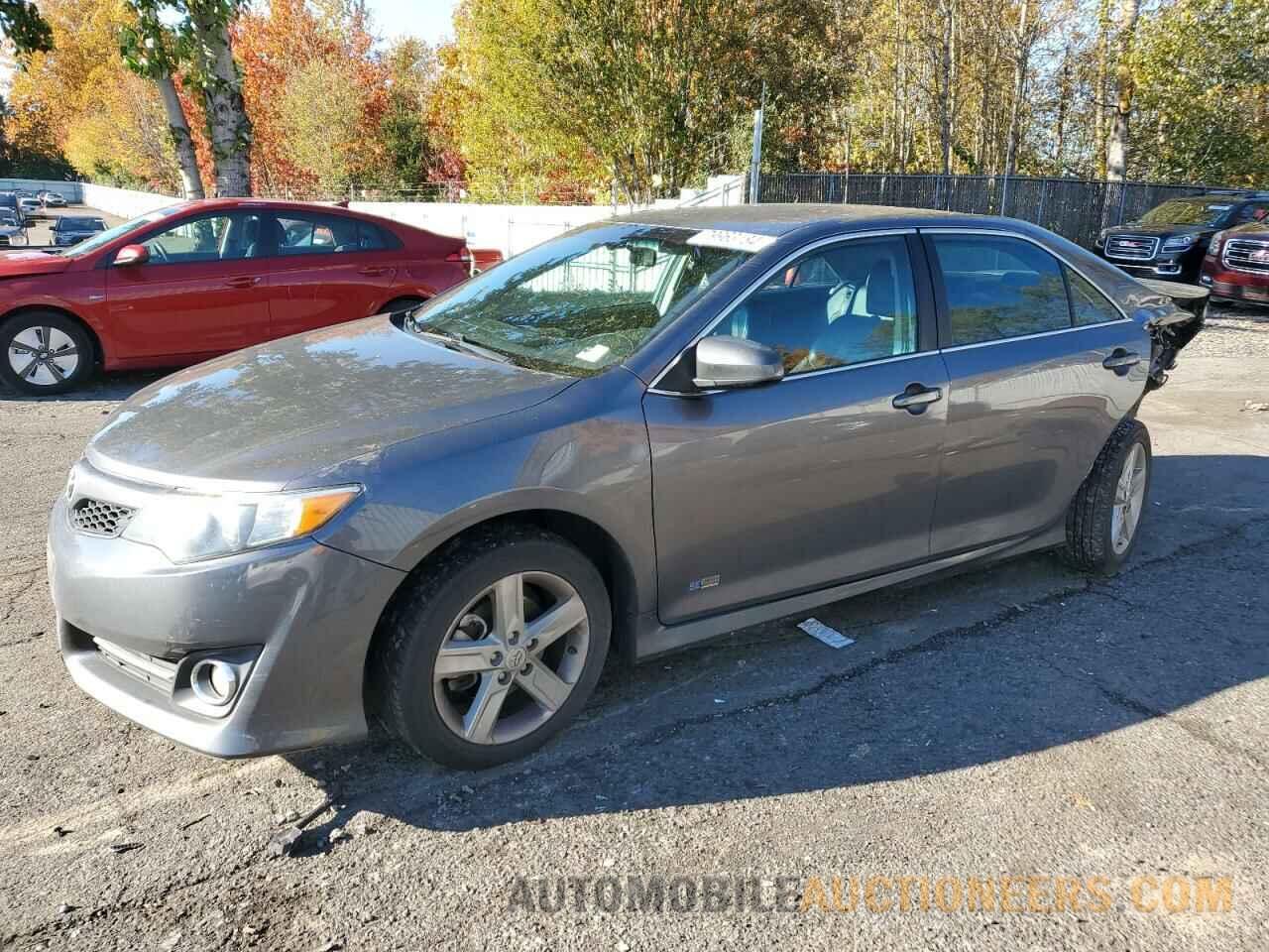 4T1BD1FK0EU121652 TOYOTA CAMRY 2014