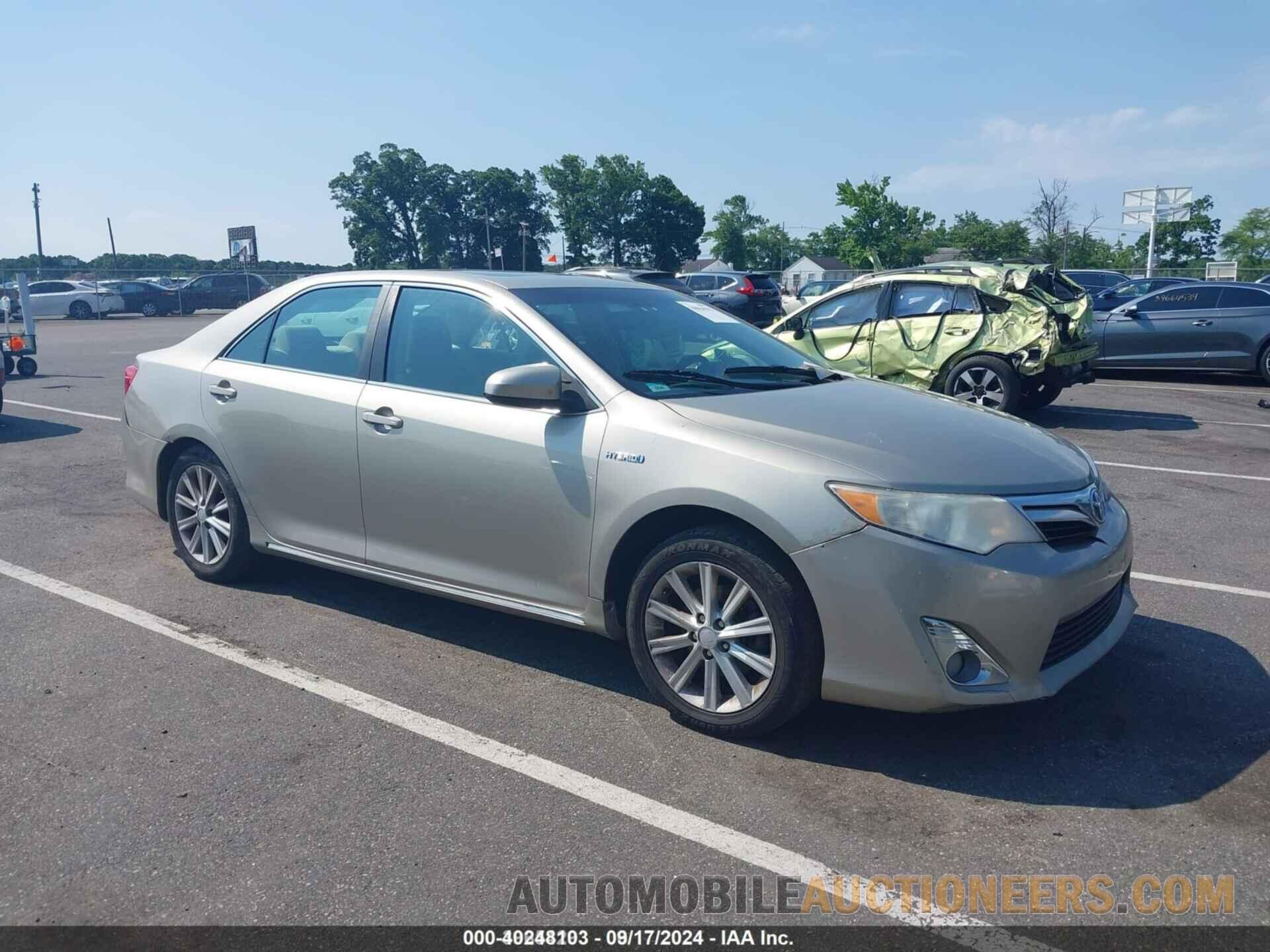 4T1BD1FK1EU139352 TOYOTA CAMRY HYBRID 2014