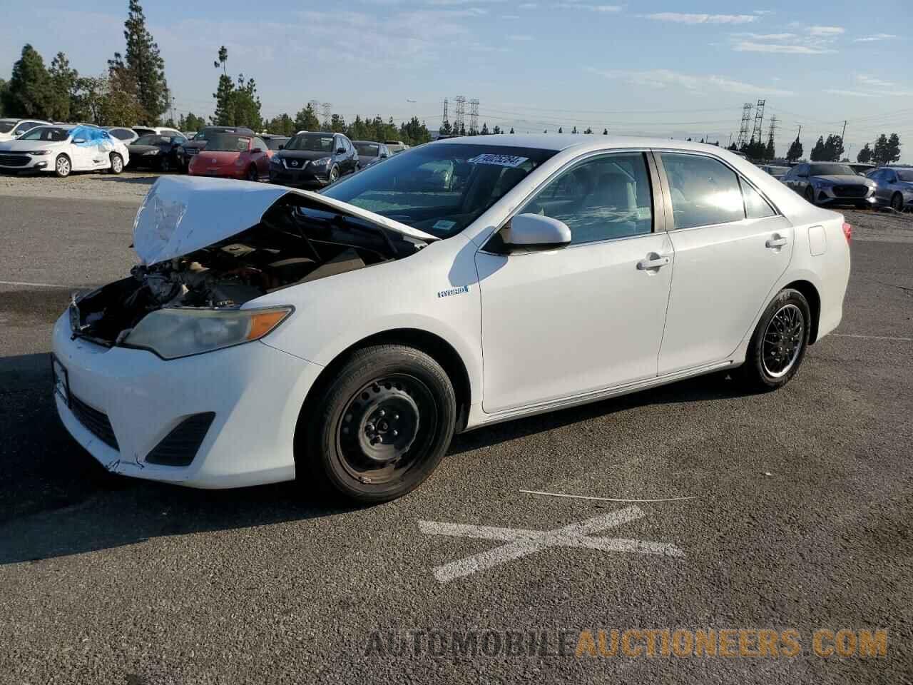 4T1BD1FK2DU076390 TOYOTA CAMRY 2013