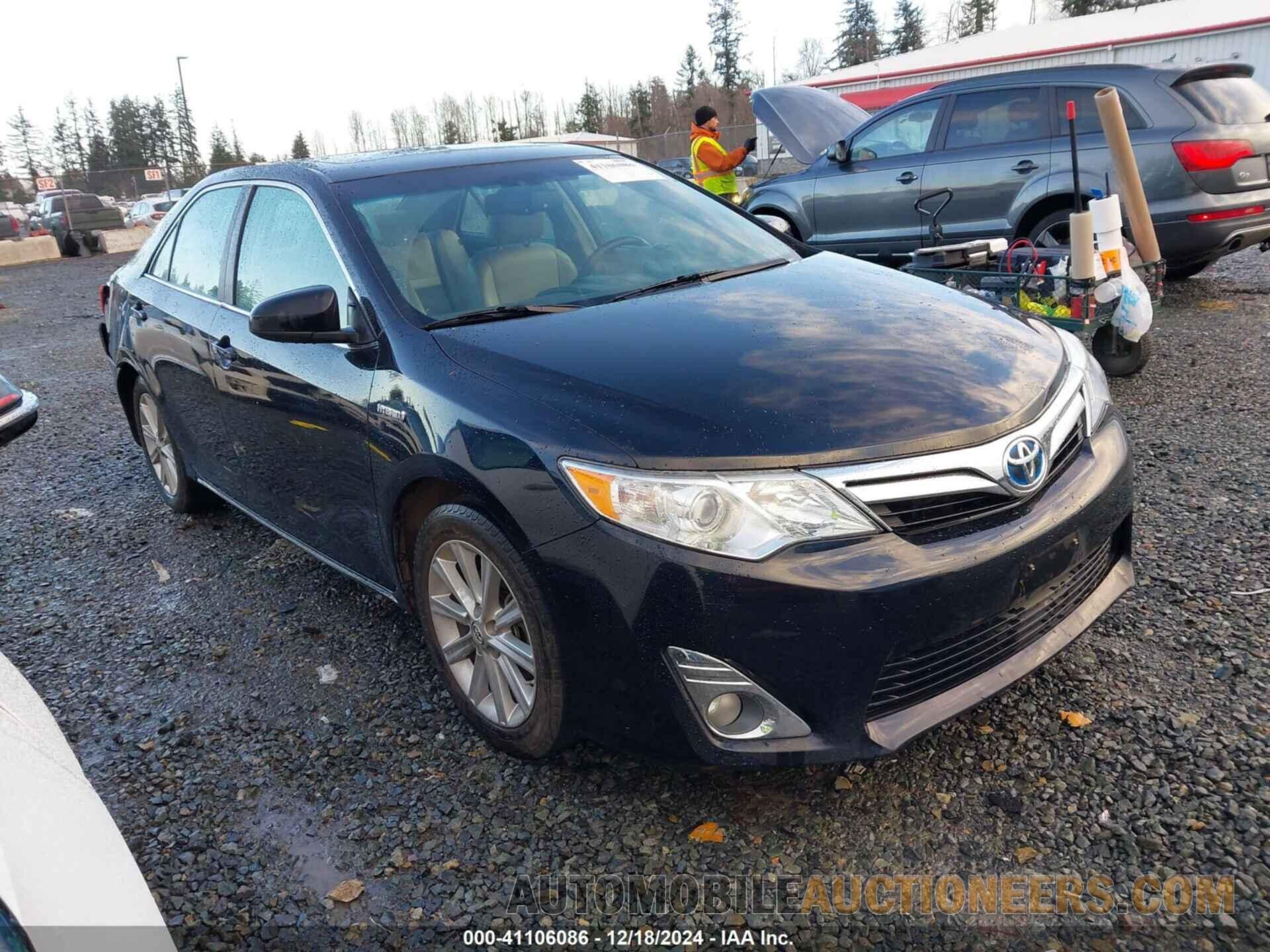 4T1BD1FK2EU130725 TOYOTA CAMRY HYBRID 2014