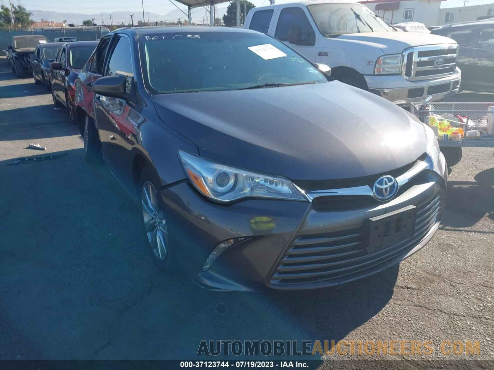 4T1BD1FK2FU142519 TOYOTA CAMRY HYBRID 2015