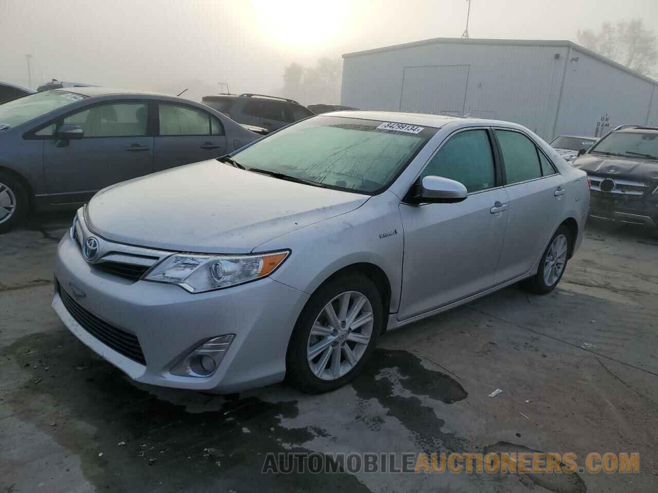 4T1BD1FK3CU019209 TOYOTA CAMRY 2012