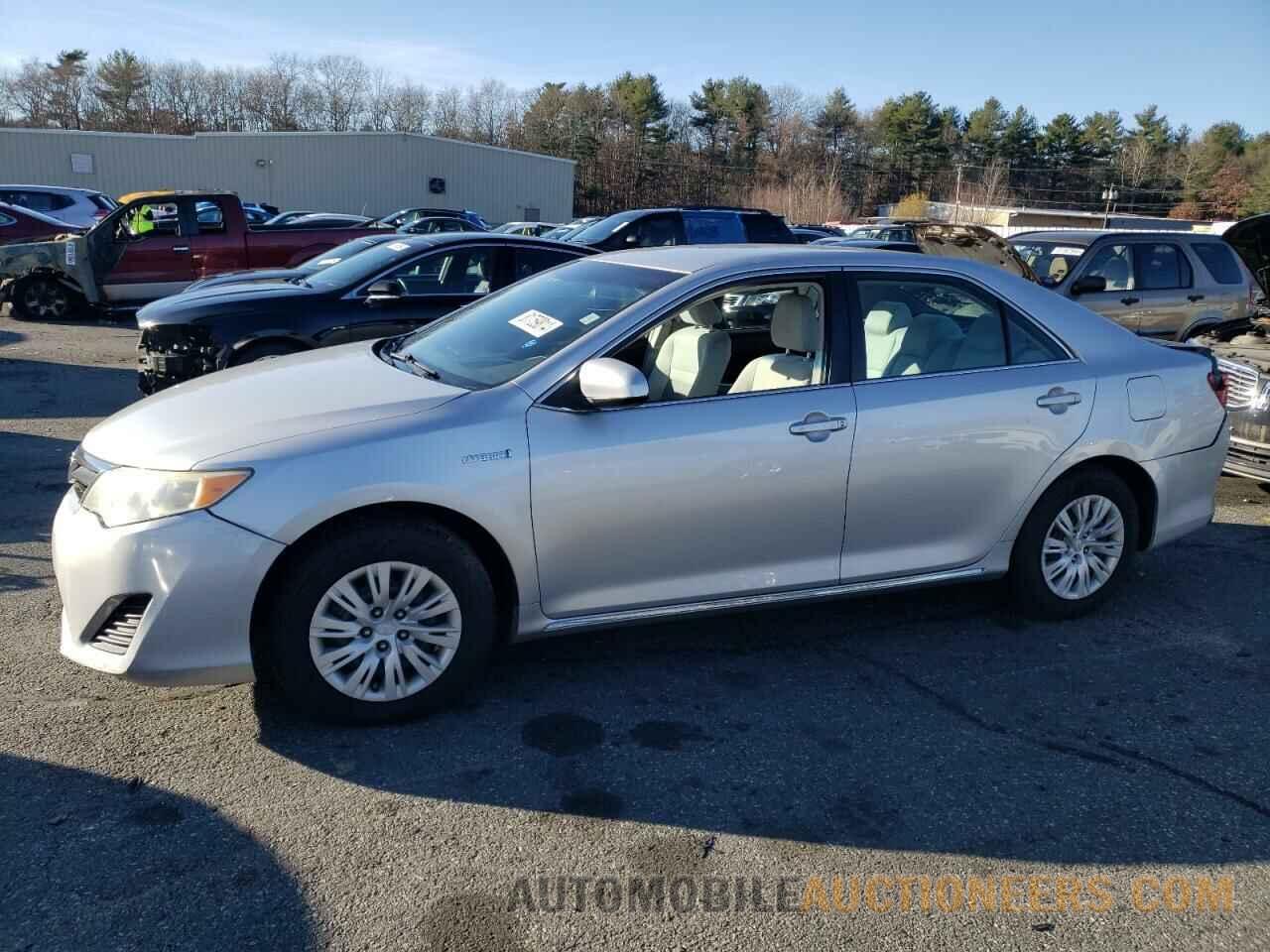 4T1BD1FK3DU064717 TOYOTA CAMRY 2013