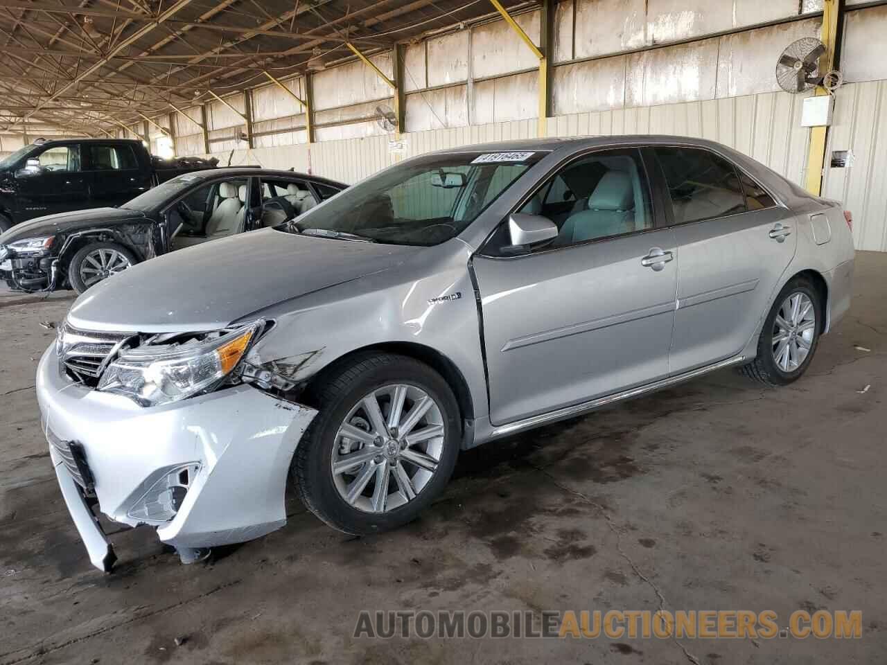 4T1BD1FK3DU092033 TOYOTA CAMRY 2013