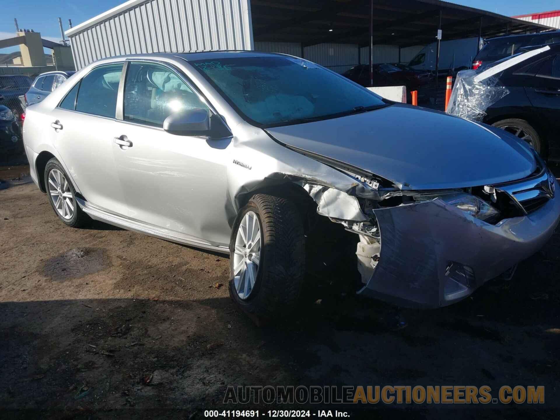 4T1BD1FK4DU095233 TOYOTA CAMRY HYBRID 2013