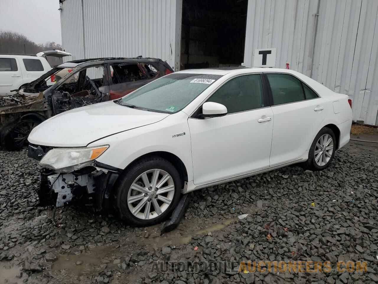 4T1BD1FK5CU004369 TOYOTA CAMRY 2012