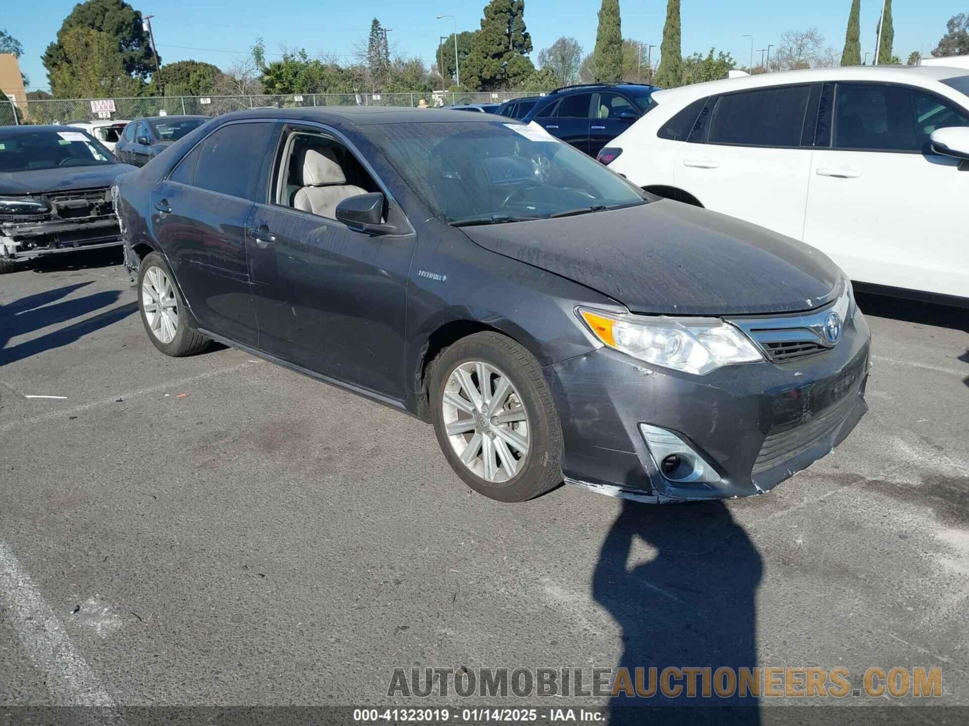 4T1BD1FK5EU106743 TOYOTA CAMRY HYBRID 2014