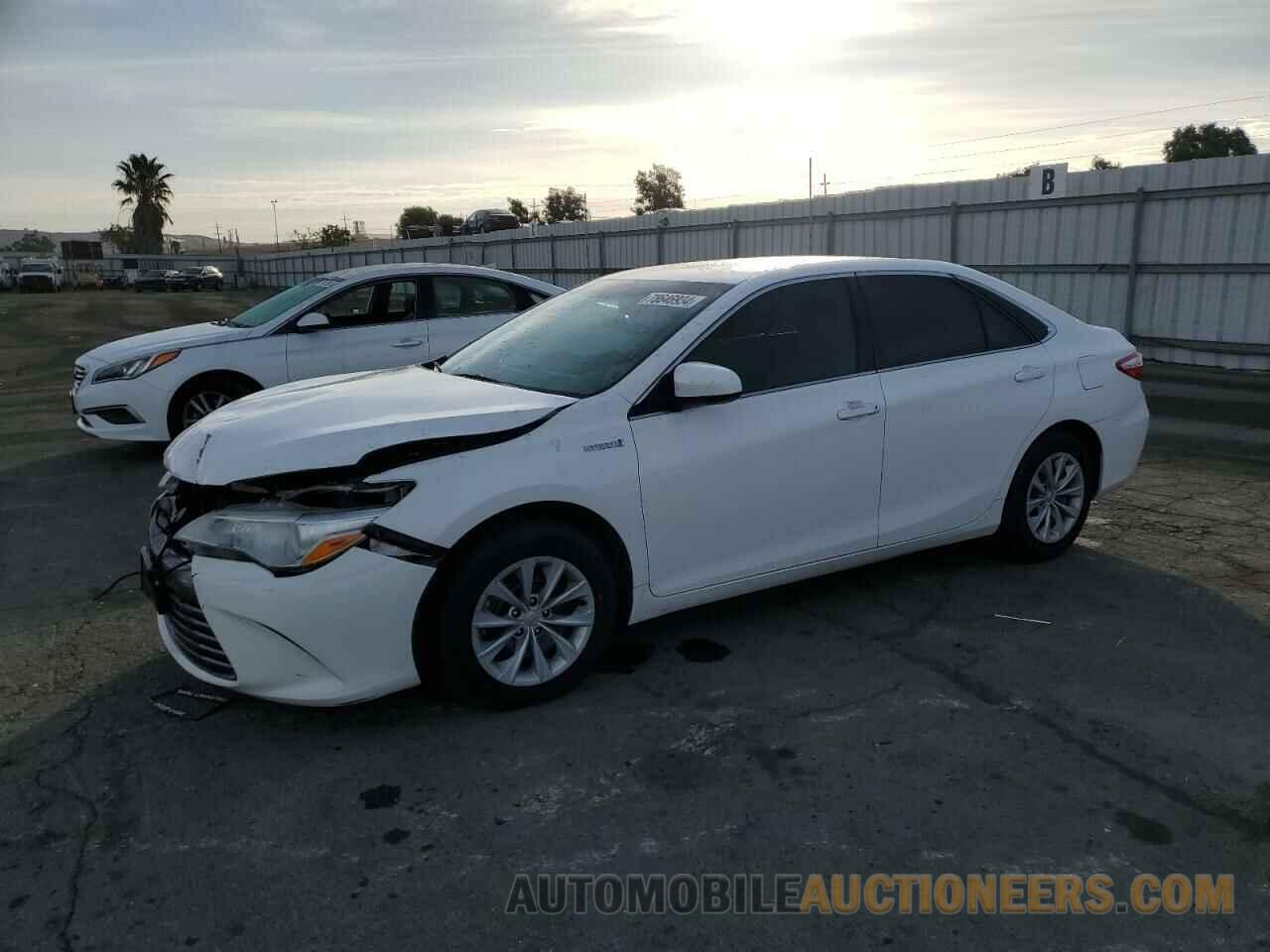 4T1BD1FK7FU176178 TOYOTA CAMRY 2015