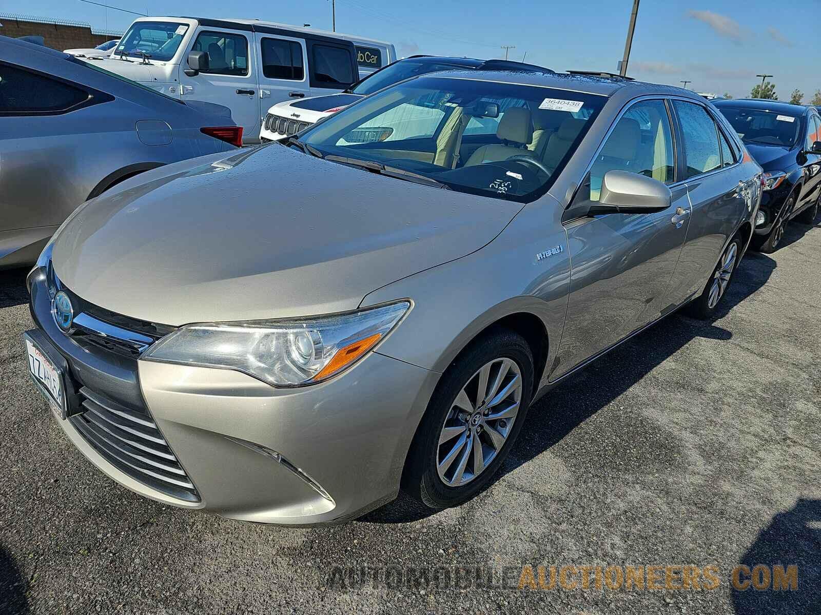 4T1BD1FK7HU227830 Toyota Camry Hybrid 2017