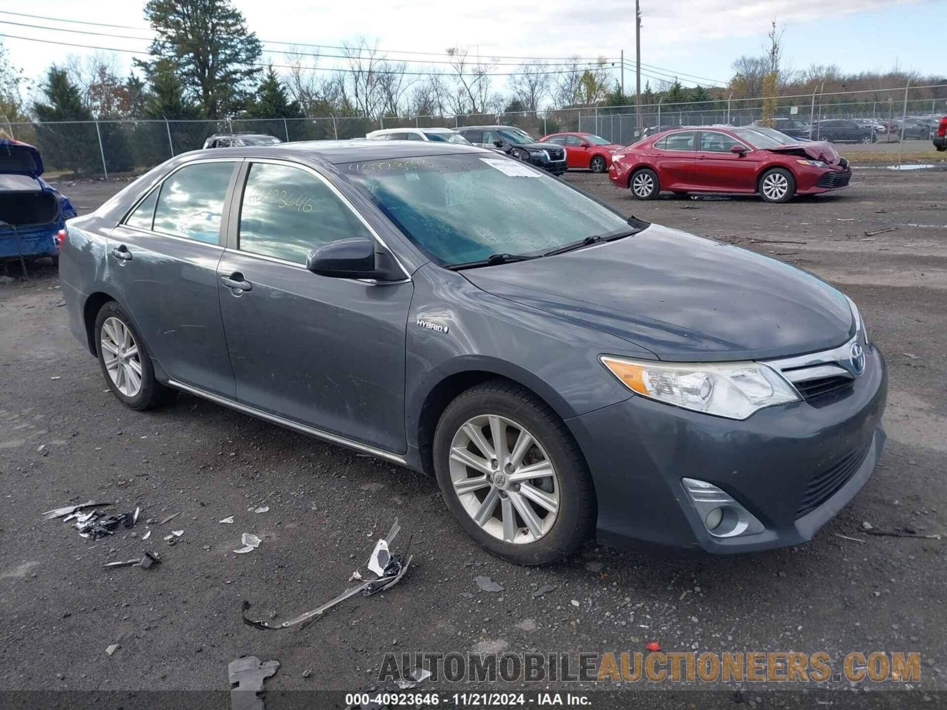 4T1BD1FK8CU005208 TOYOTA CAMRY HYBRID 2012