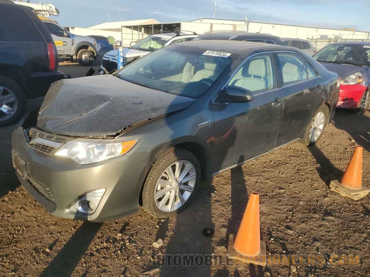 4T1BD1FK8DU072201 TOYOTA CAMRY 2013