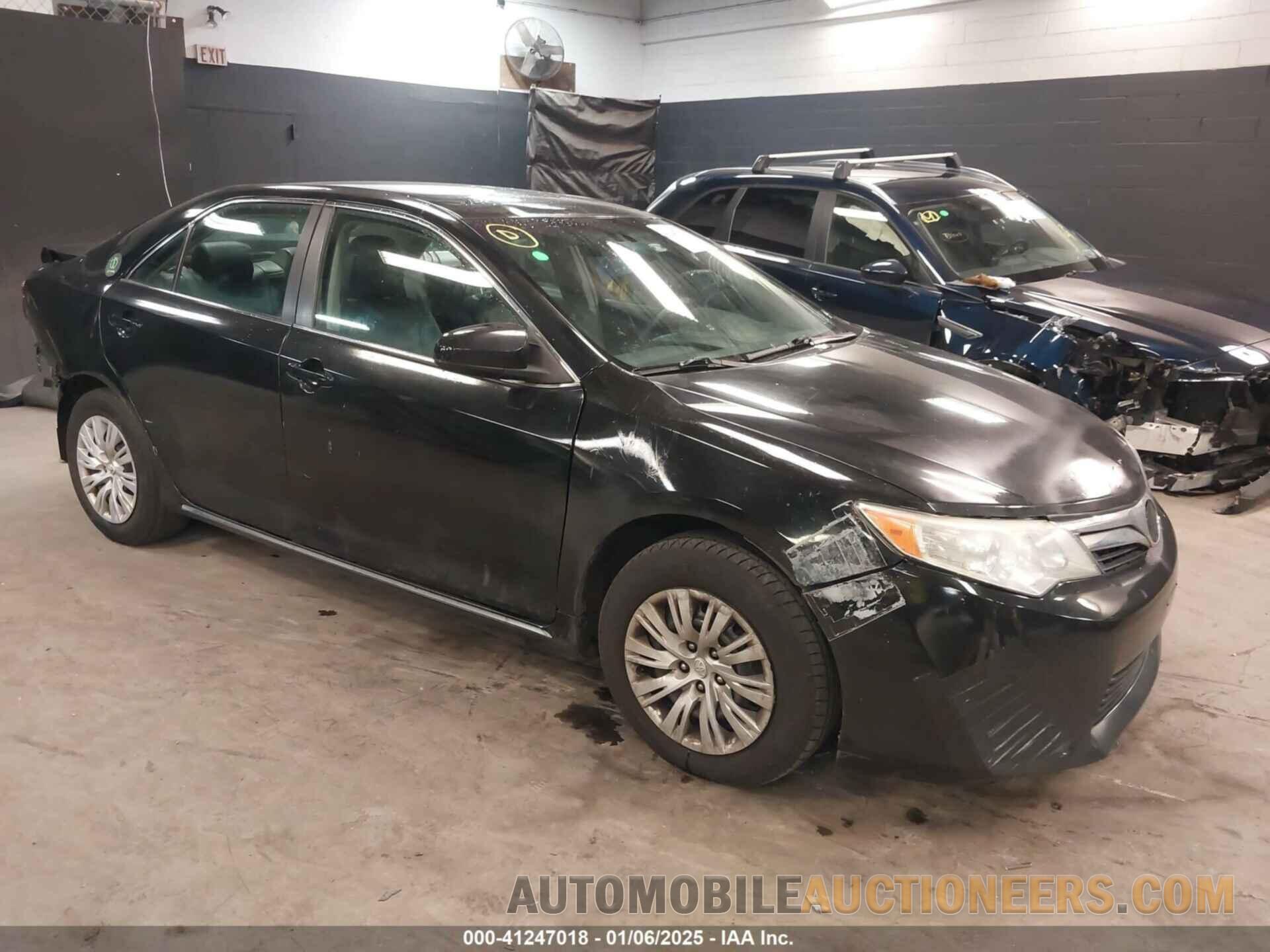 4T1BD1FK8EU111726 TOYOTA CAMRY HYBRID 2014