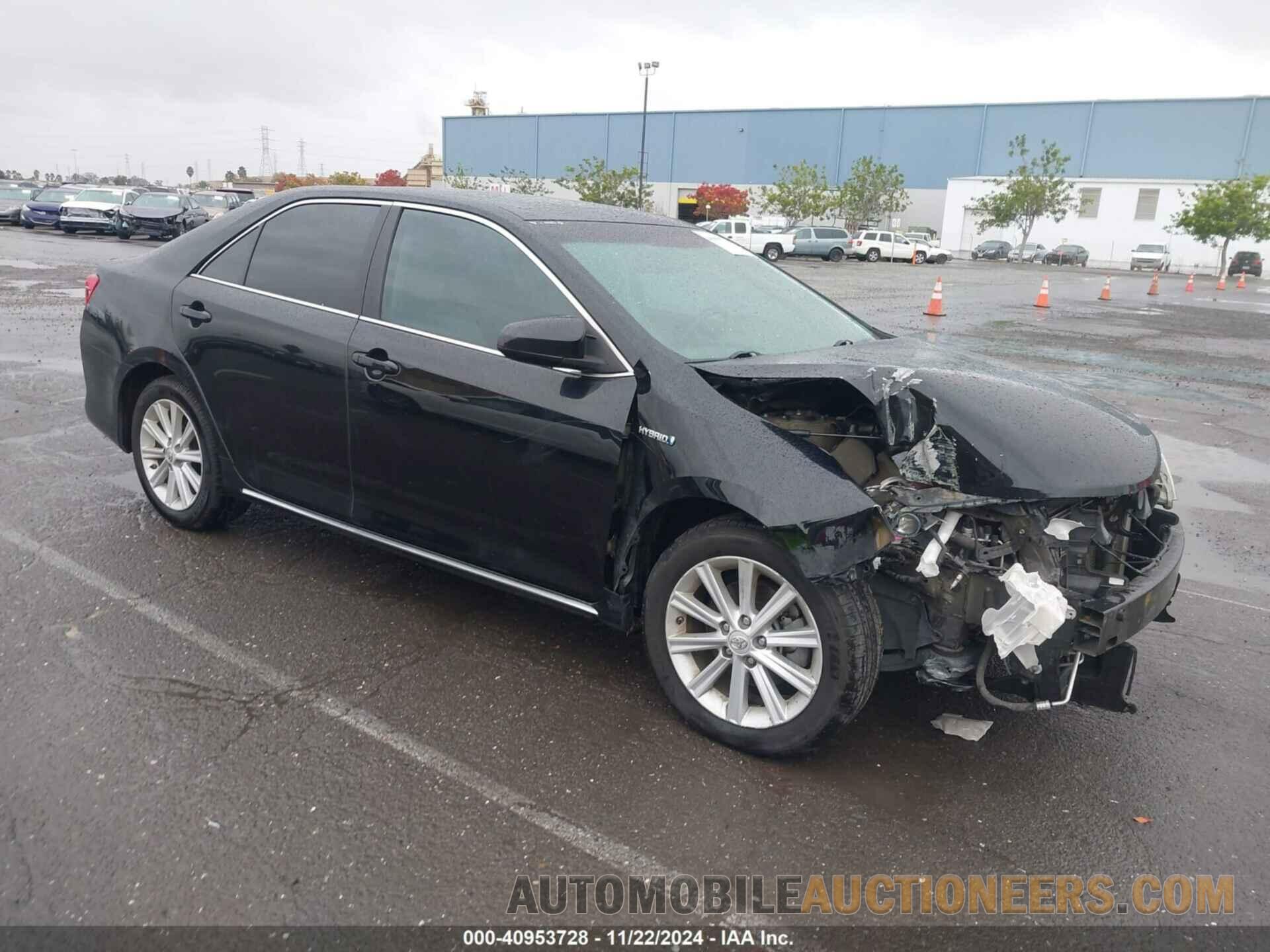 4T1BD1FK9DU075818 TOYOTA CAMRY HYBRID 2013