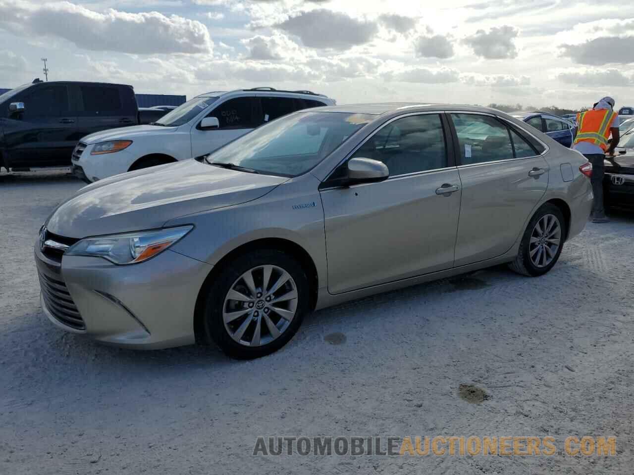 4T1BD1FK9GU195896 TOYOTA CAMRY 2016