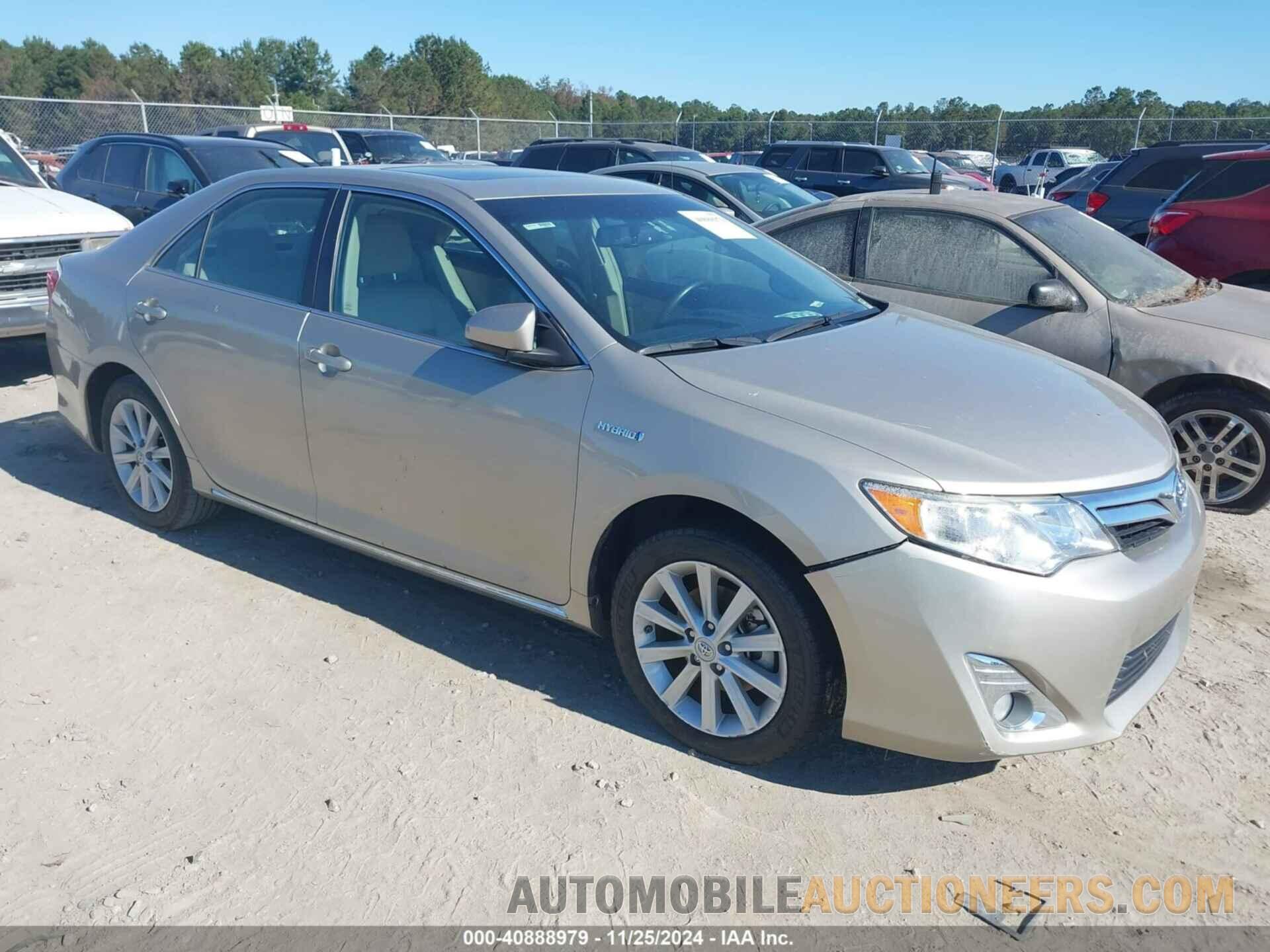 4T1BD1FKXDU067162 TOYOTA CAMRY HYBRID 2013