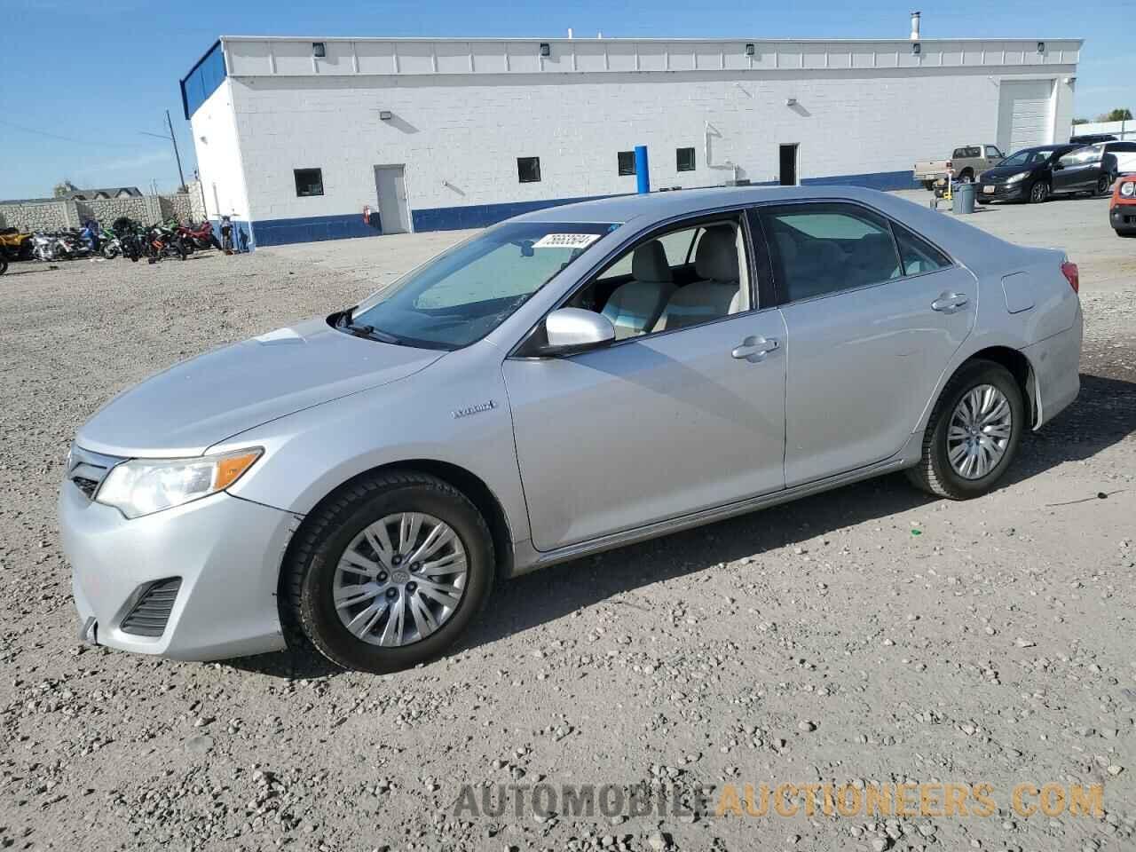 4T1BD1FKXEU104180 TOYOTA CAMRY 2014