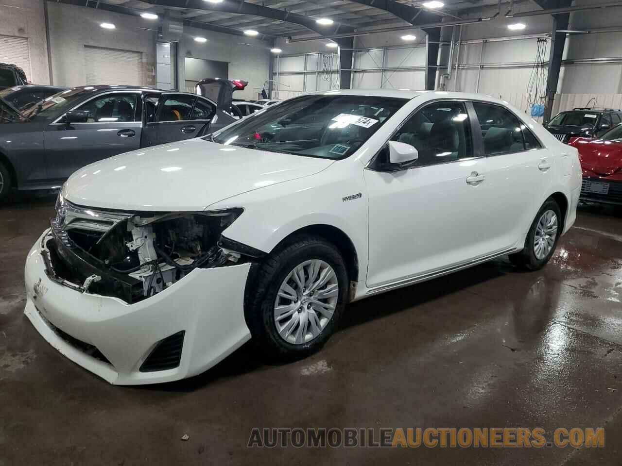 4T1BD1FKXEU104714 TOYOTA CAMRY 2014