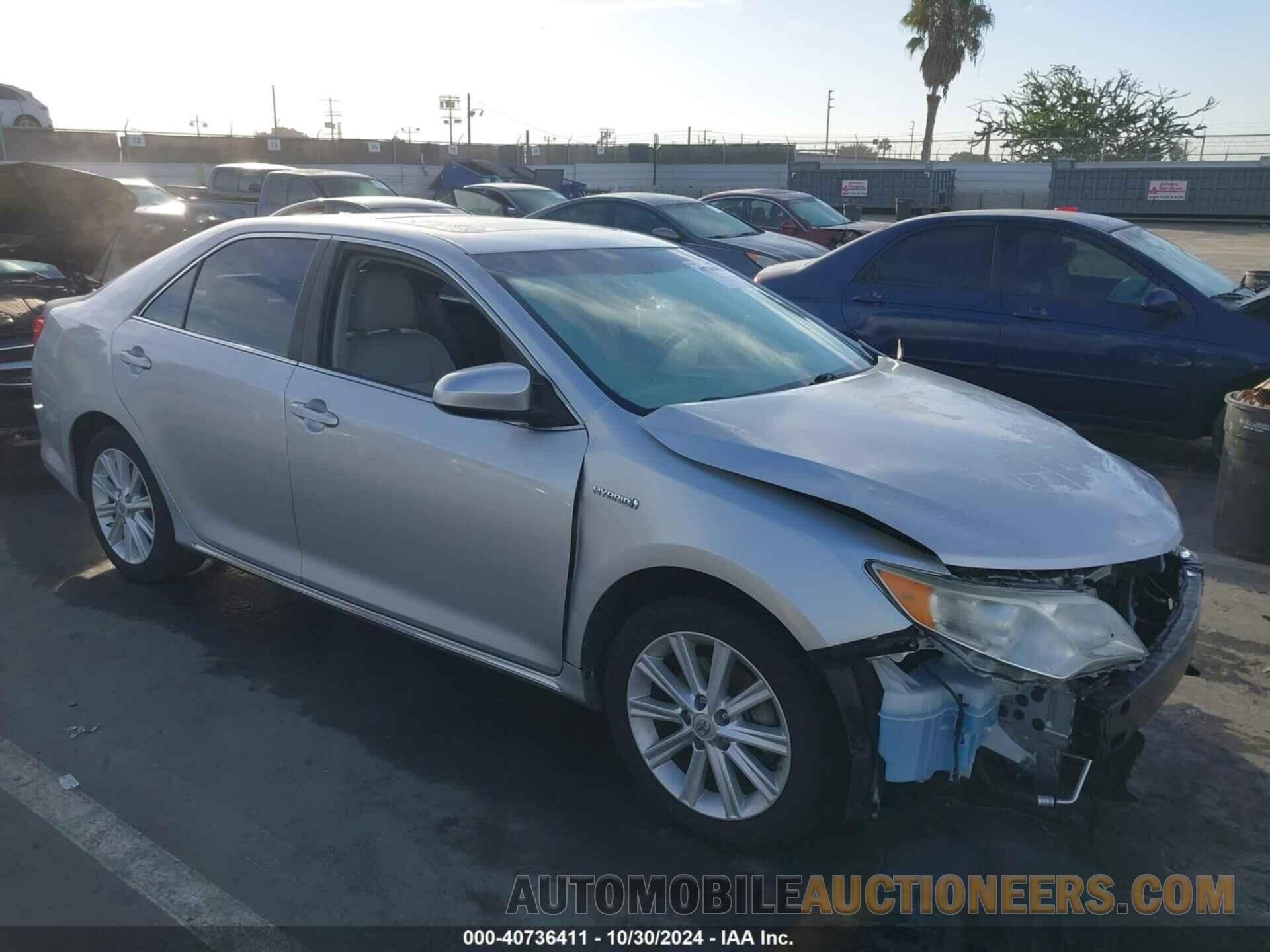 4T1BD1FKXEU131542 TOYOTA CAMRY HYBRID 2014