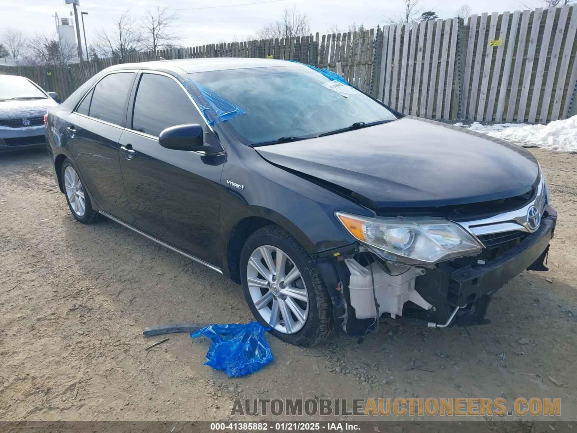 4T1BD1FKXEU138426 TOYOTA CAMRY HYBRID 2014