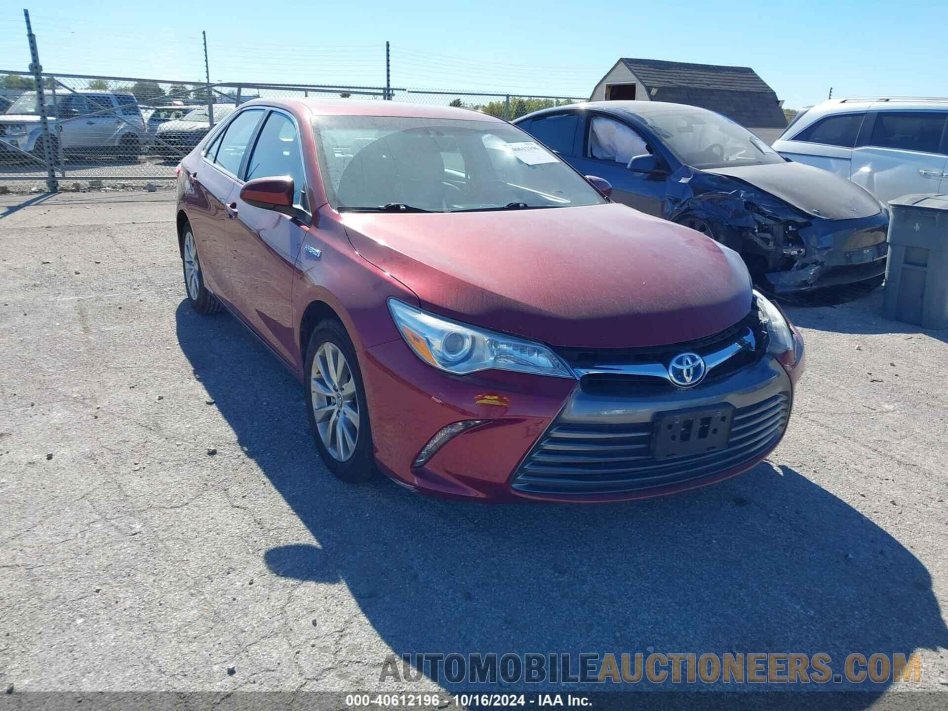 4T1BD1FKXFU165157 TOYOTA CAMRY HYBRID 2015